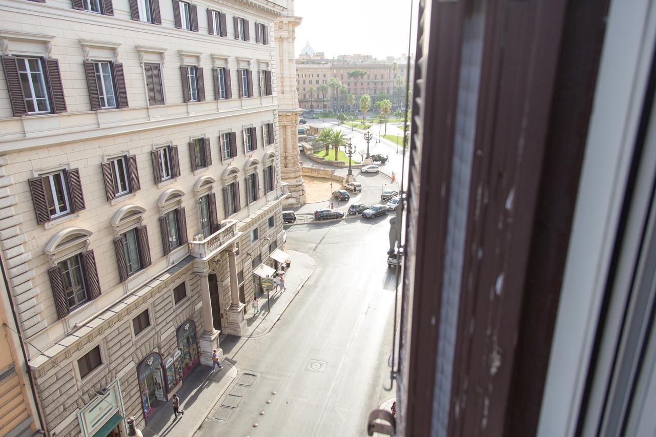 Venustas Roma Hotel Exterior photo