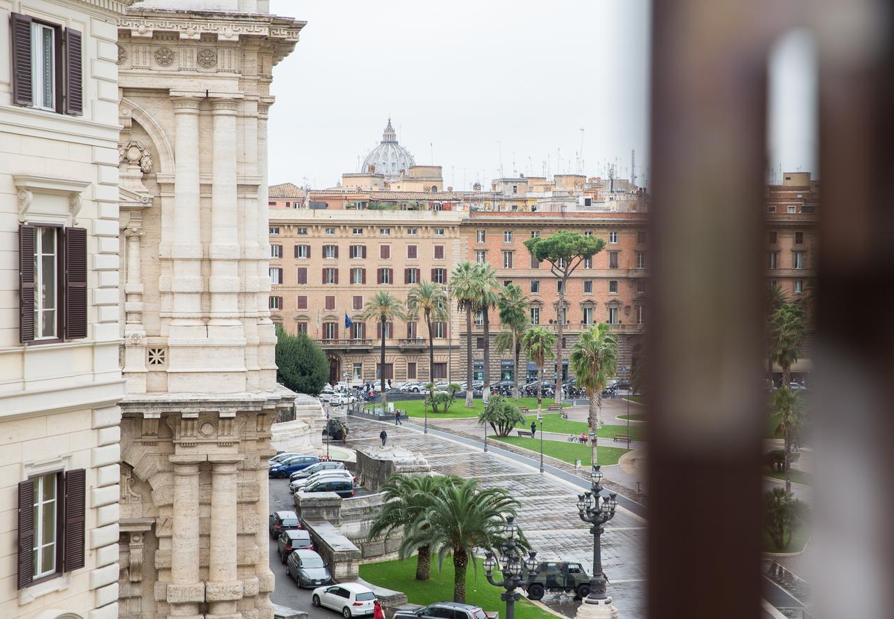 Venustas Roma Hotel Exterior photo